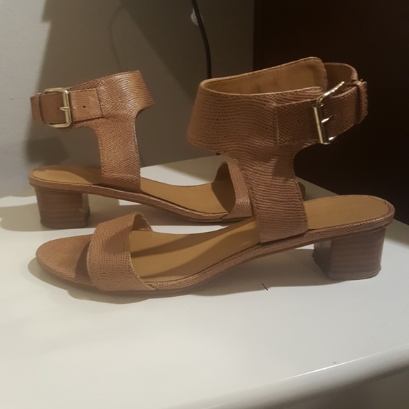 nine west tan sandals